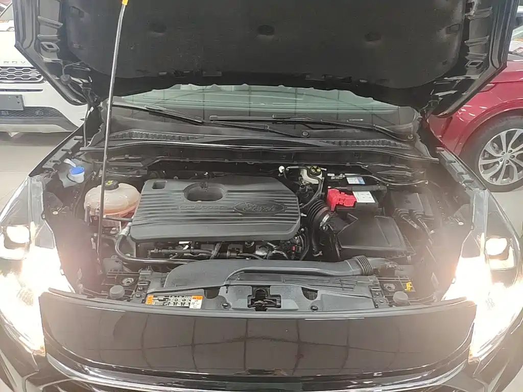 Ford Escape — миниатюра 20