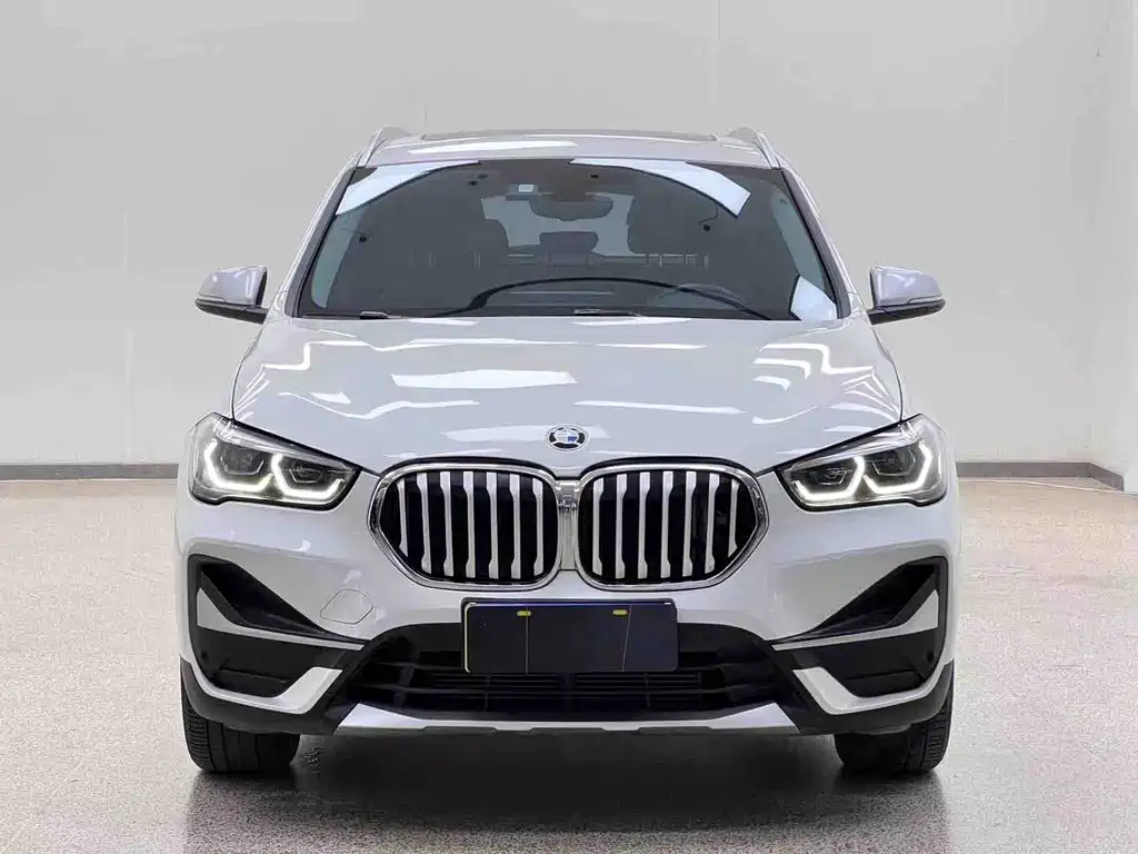 BMW X1 2022 sDrive20Li Premium