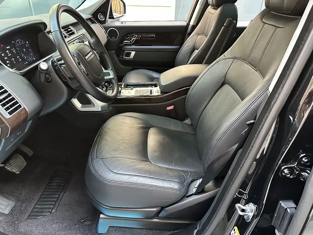 Land Rover Range Rover — миниатюра 8
