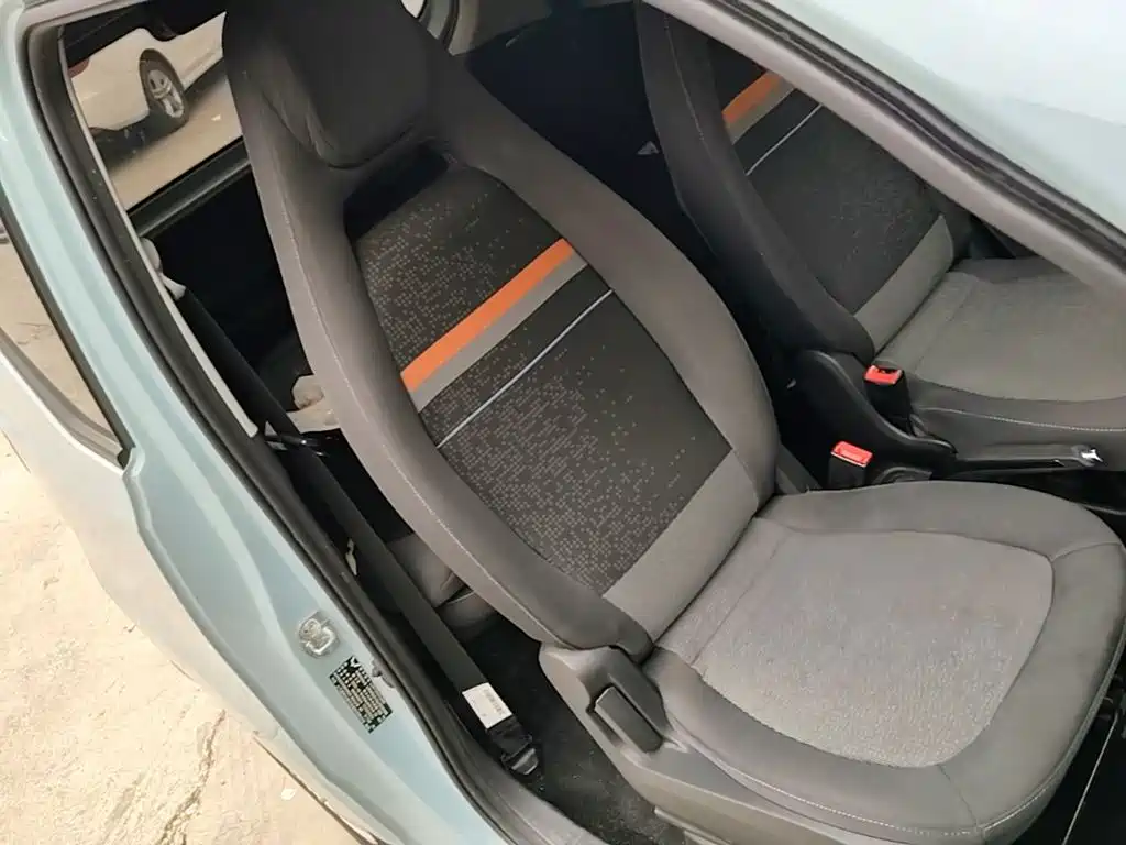 Wuling MINIEV — миниатюра 25