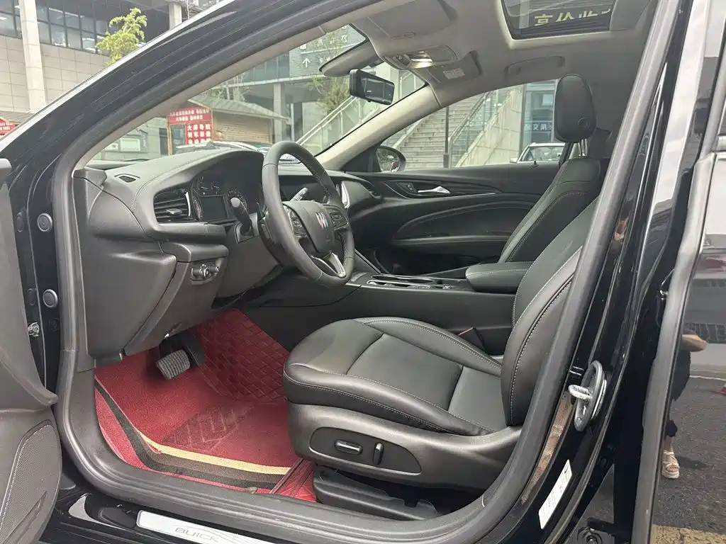 Buick Regal — миниатюра 4