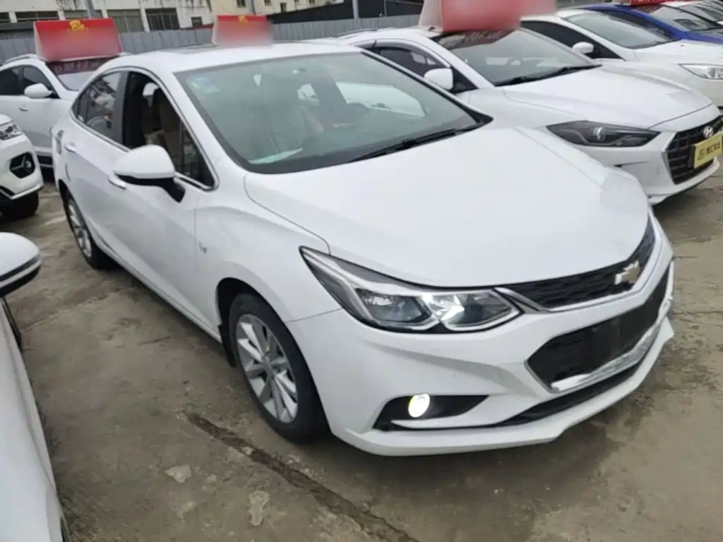 Chevrolet Cruze — миниатюра 4