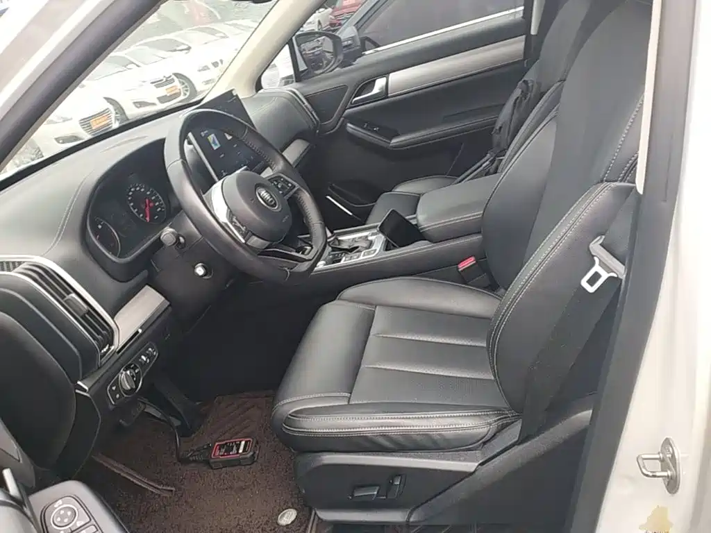 BYD Tang — миниатюра 15