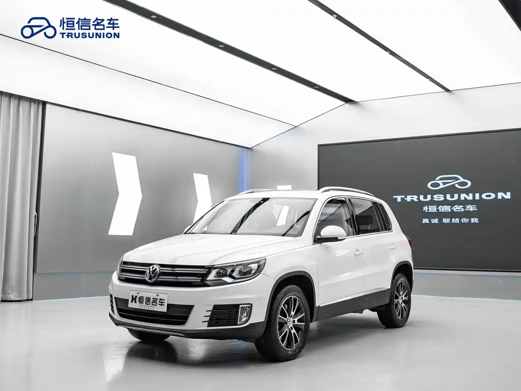 Volkswagen Tiguan 2016 300TSI AT Luxury
