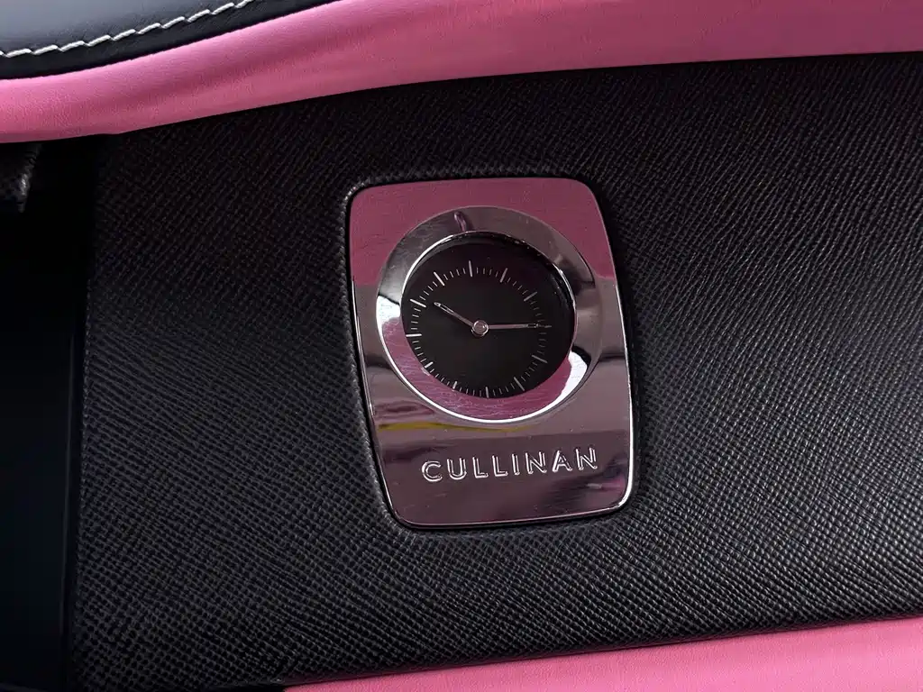 Rolls-Royce Cullinan — миниатюра 40