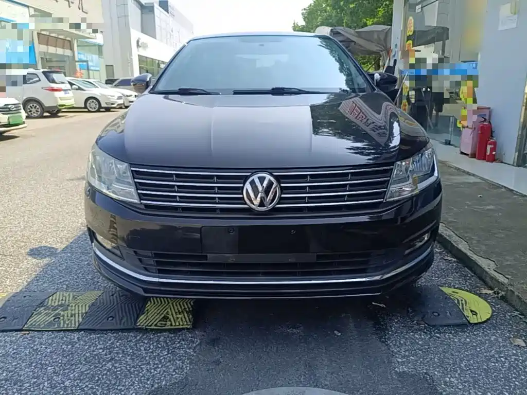 Volkswagen Lavida — миниатюра 3