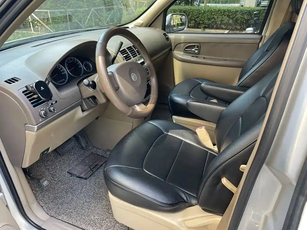 Buick GL8 — миниатюра 4