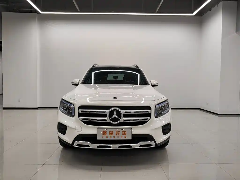 Mercedes-Benz GLB — миниатюра 2
