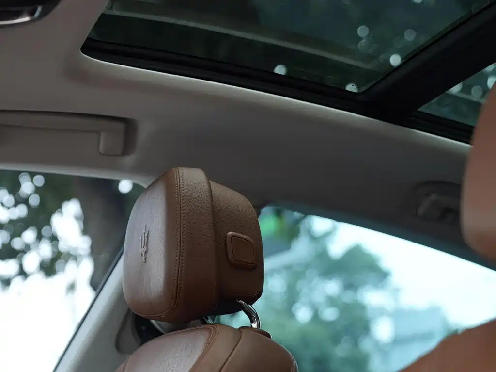 Maserati Levante — миниатюра 12