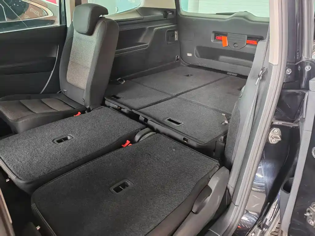 Volkswagen Sharan — миниатюра 12