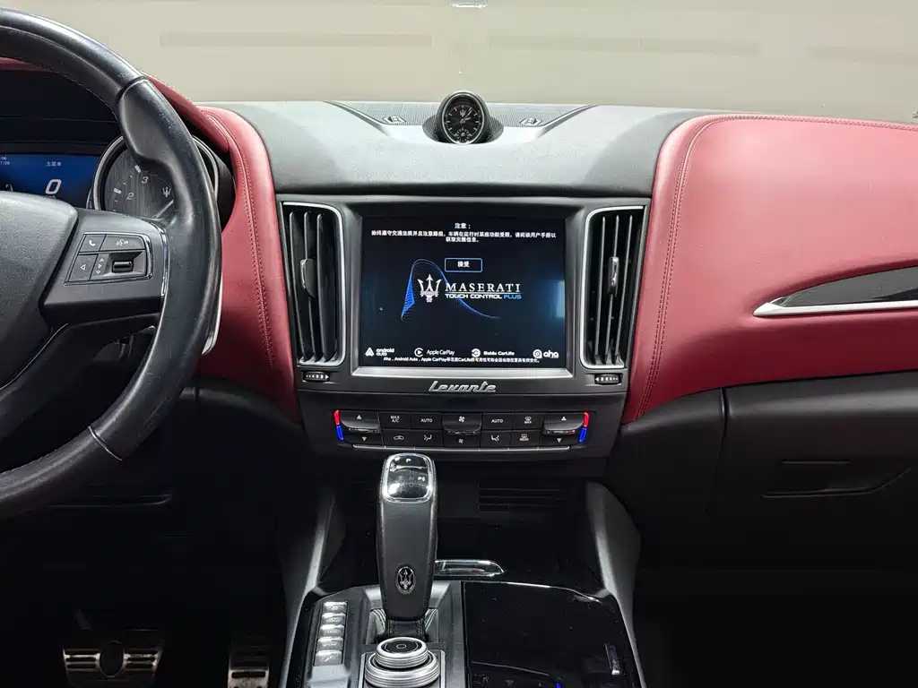Maserati Levante — миниатюра 8