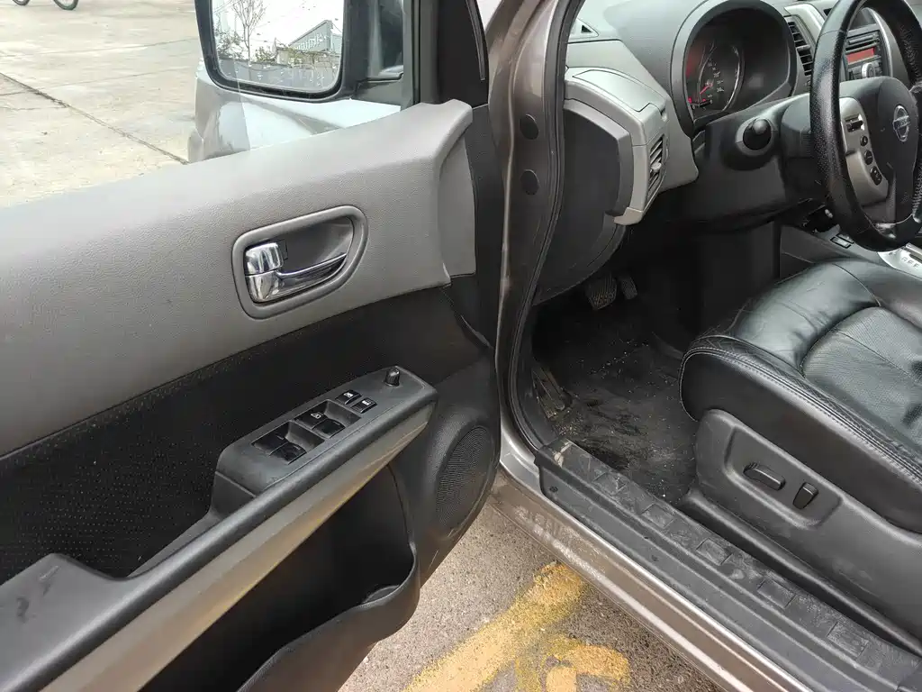 Nissan X-Trail — миниатюра 5