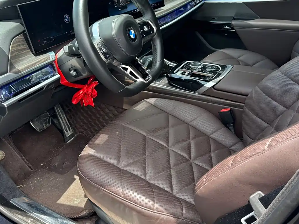 BMW 7 Series 7 2023 735Li M Sport