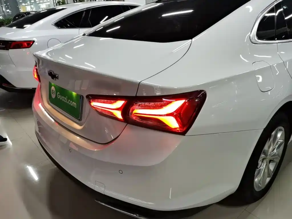 Chevrolet Malibu XL — миниатюра 8