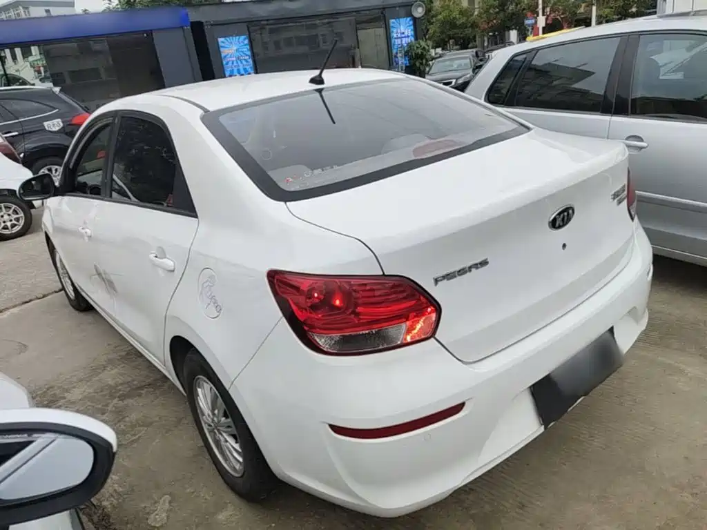 Kia Huanchi — миниатюра 23