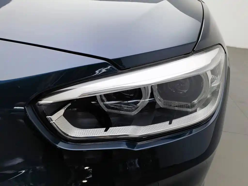 BMW 1 Series (Import) — миниатюра 7