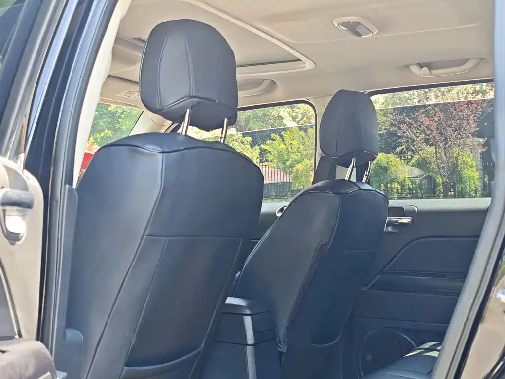 Jeep Patriot — миниатюра 11