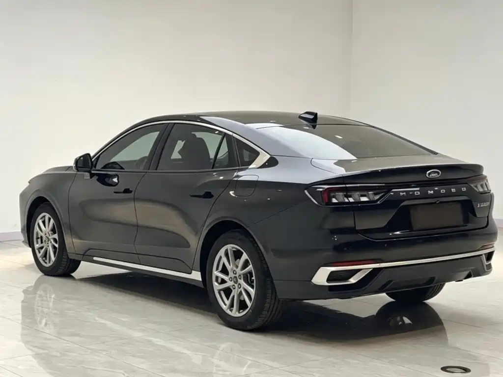 Ford Mondeo — миниатюра 5