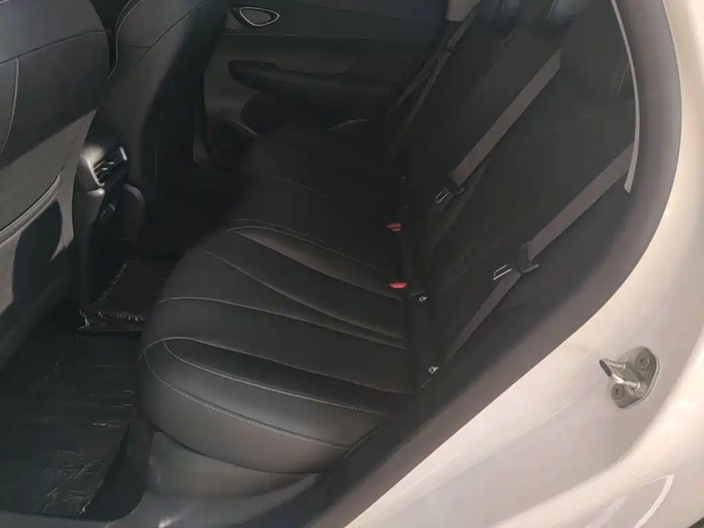 BYD Seal 05 DM-i — миниатюра 17