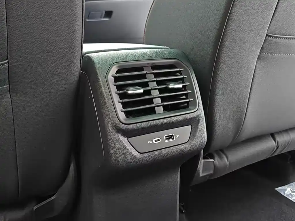 Volkswagen Lamando — миниатюра 17