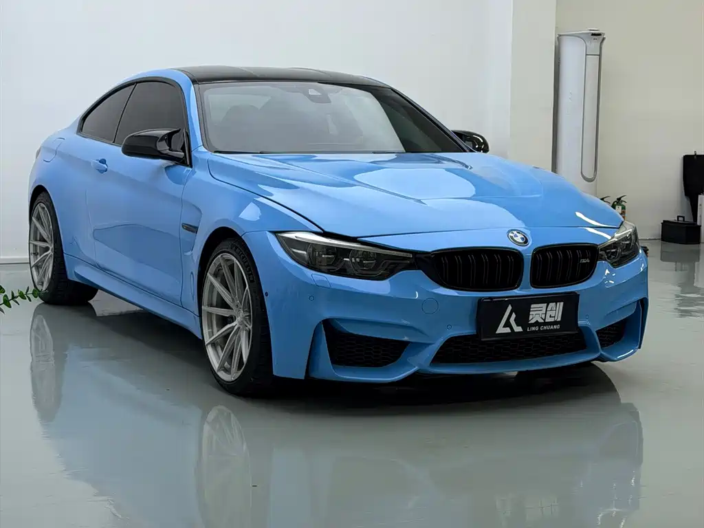 BMW M4 — миниатюра 3