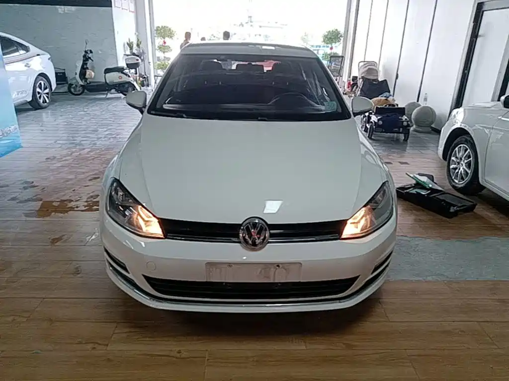 Volkswagen Golf — миниатюра 3