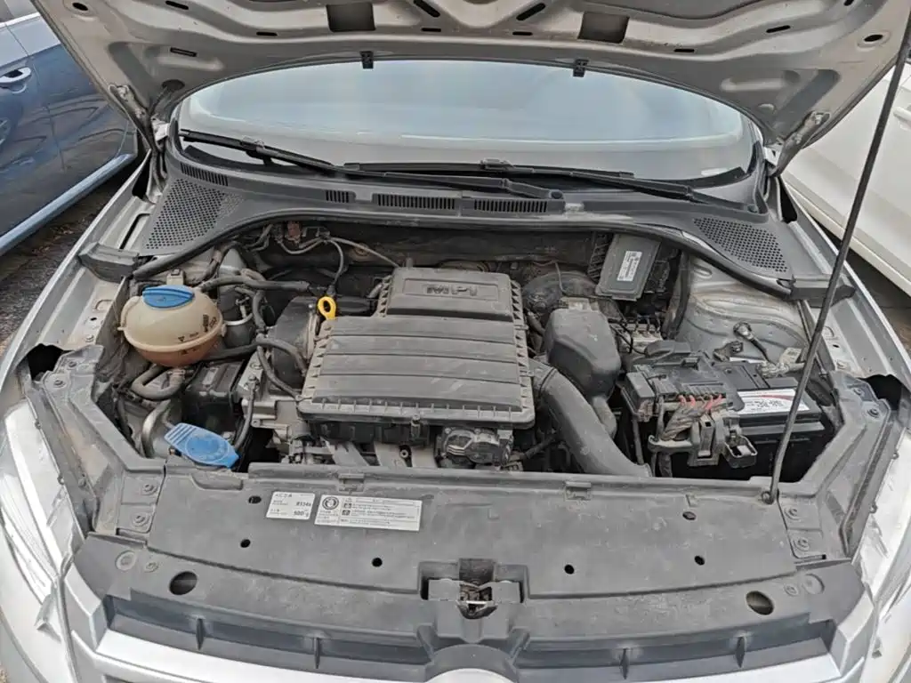Volkswagen Santana — миниатюра 20