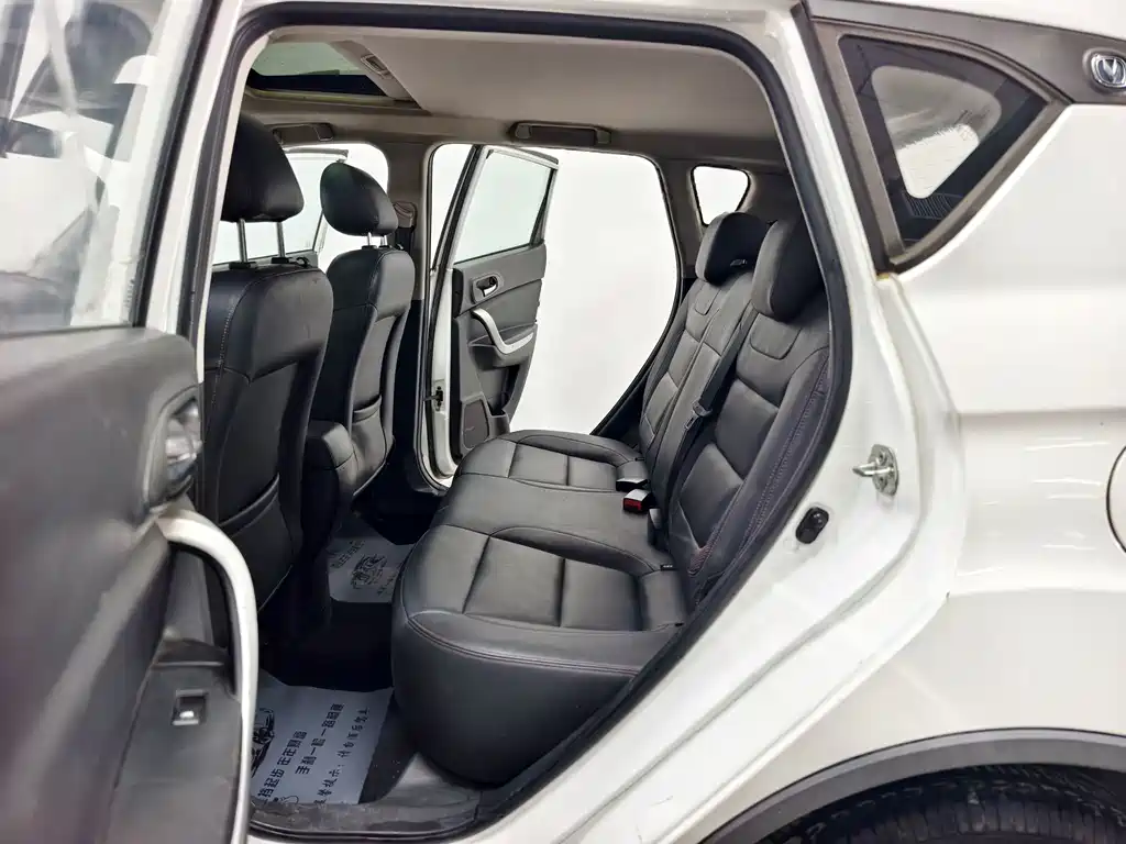 Changan CS35 — миниатюра 12