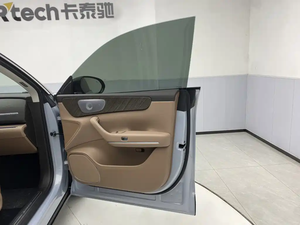Leapmotor Leapmotor C11 — миниатюра 23