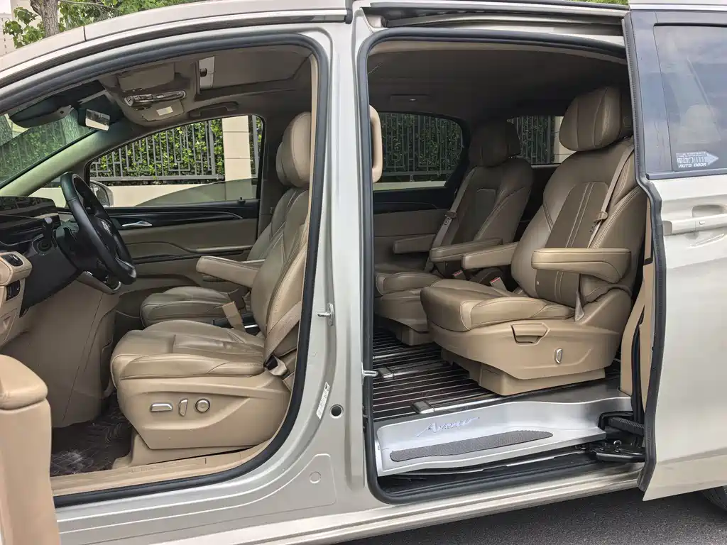 Buick GL8 2020 ES 653T Premium