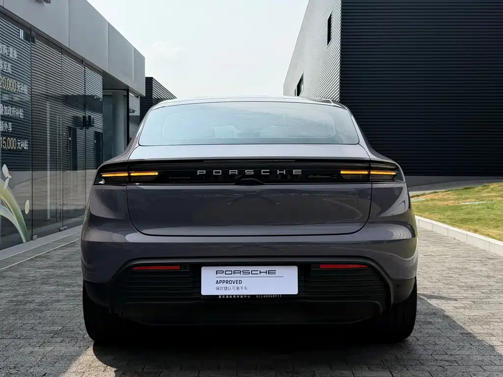 Porsche Macan EV — миниатюра 6