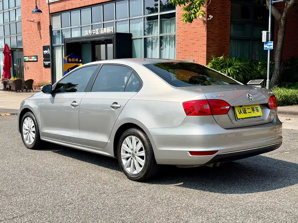 Volkswagen Sagitar — миниатюра 3