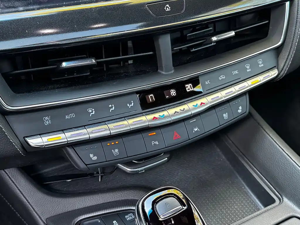 Cadillac CT5 — миниатюра 10