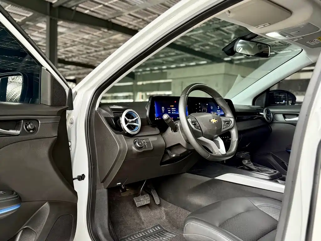 Chevrolet Monza — миниатюра 4