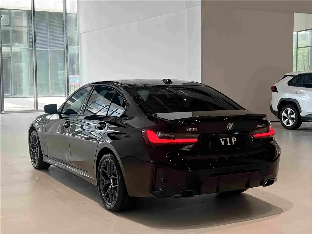 BMW 3 Series — миниатюра 7