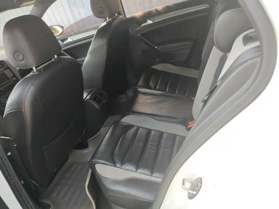 Volkswagen Golf — миниатюра 11