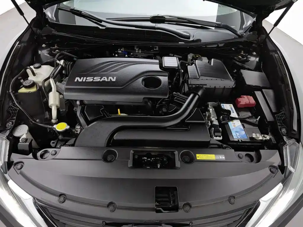 Nissan Teana — миниатюра 6