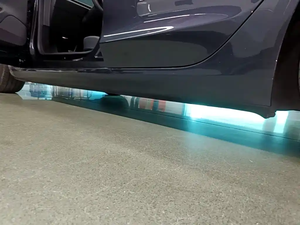 Tesla Model 3 — миниатюра 22