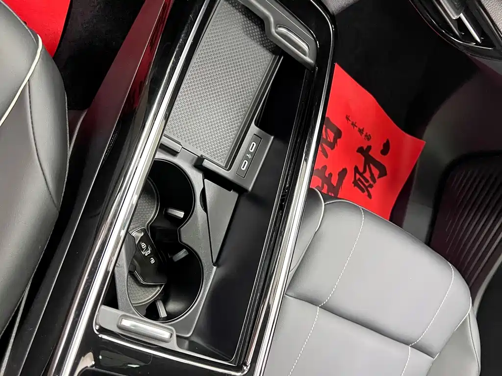 Volkswagen ID.4 X — миниатюра 25
