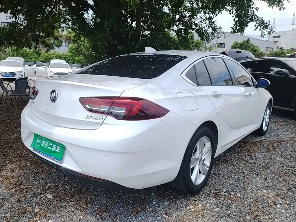 Buick Regal — миниатюра 7