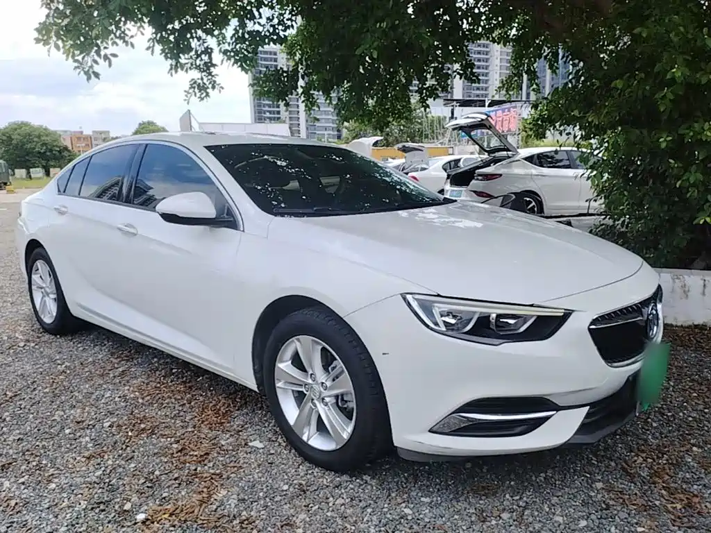 Buick Regal — миниатюра 4