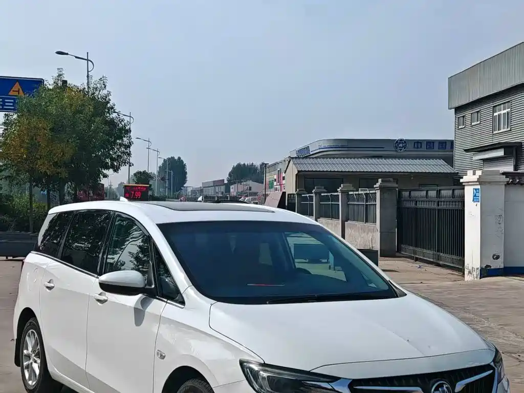 Buick GL6 — миниатюра 2