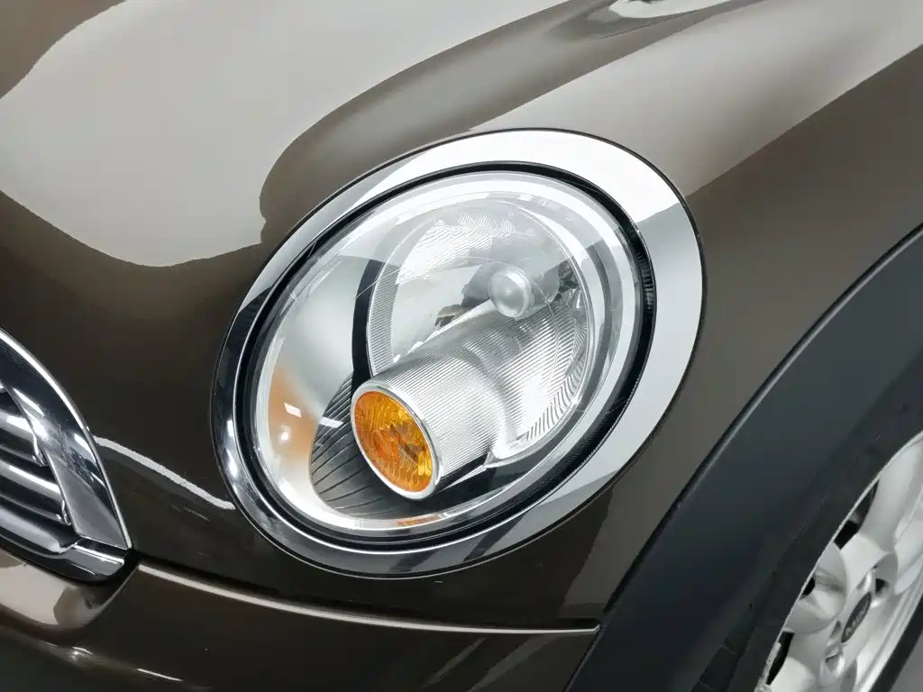 MINI Mini Clubman — миниатюра 7