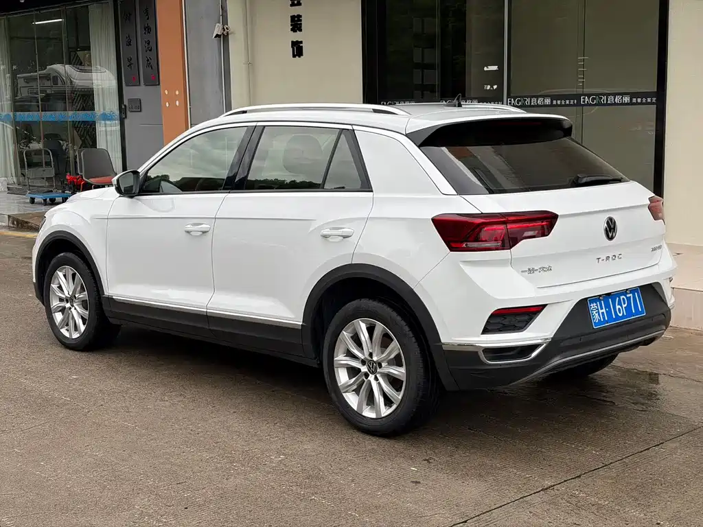 Volkswagen T-Roc — миниатюра 4