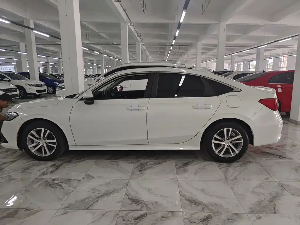 Honda Civic — миниатюра 7