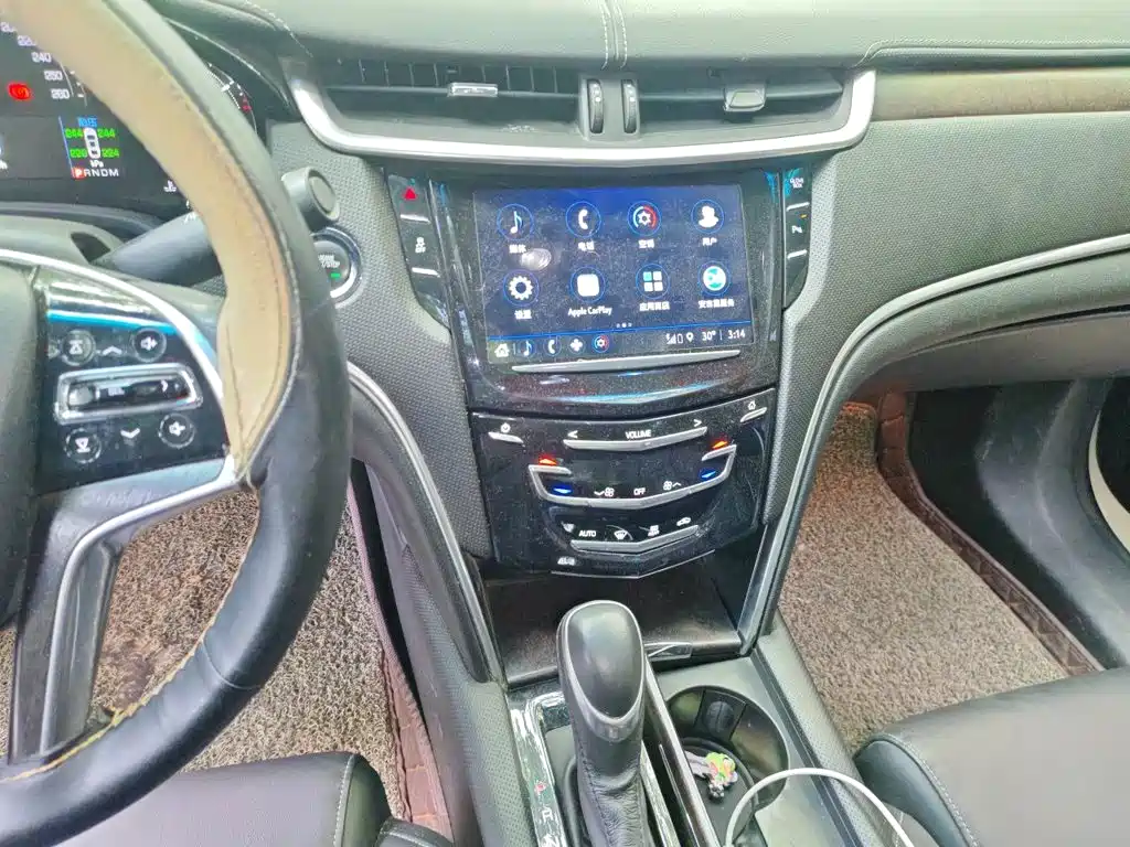 Cadillac XTS — миниатюра 6