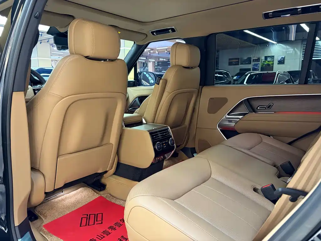 Land Rover Range Rover — миниатюра 16