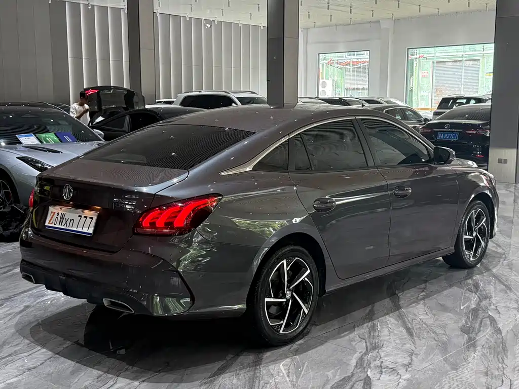 MG MG5 — миниатюра 29