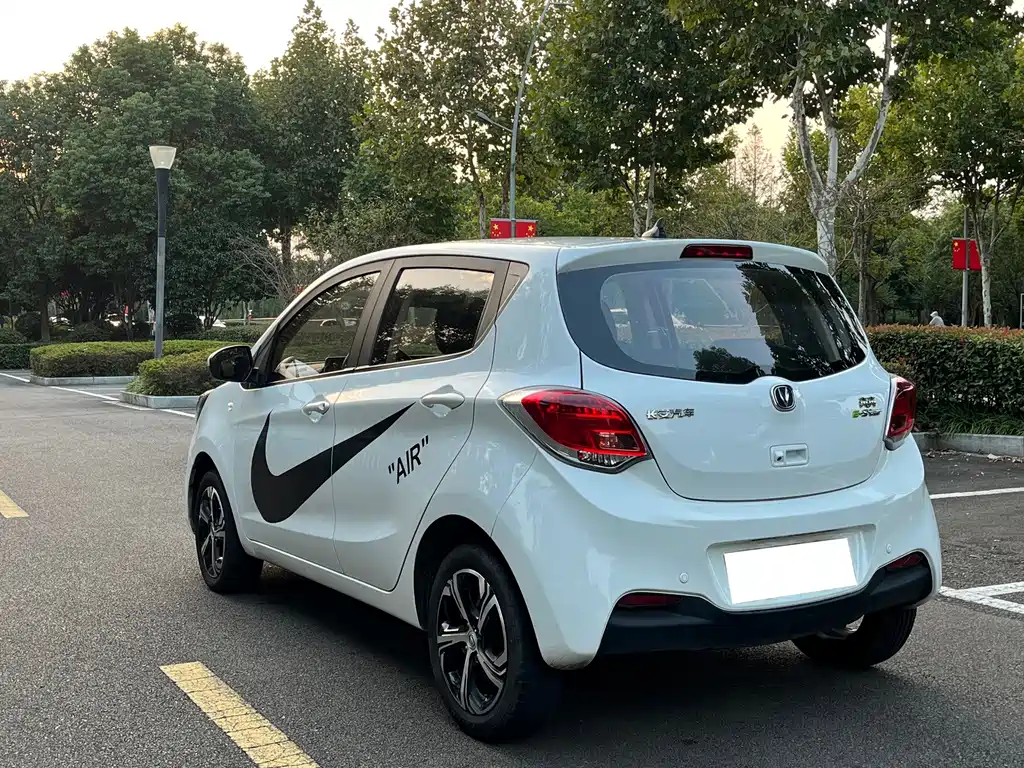 Changan Benben E-Star — миниатюра 9