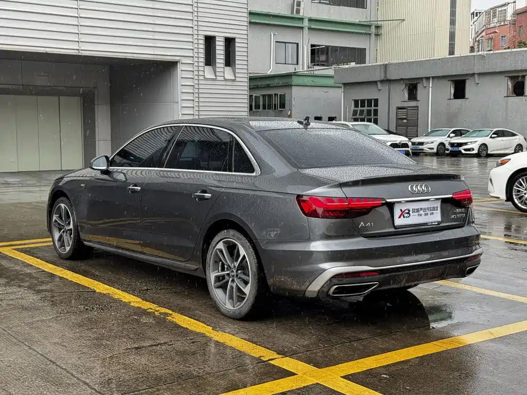 Audi A4L — миниатюра 5